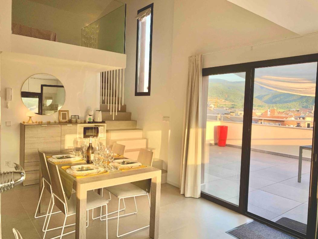 Atic Panoramic A La Seu D'Urgell Apartment Exterior photo